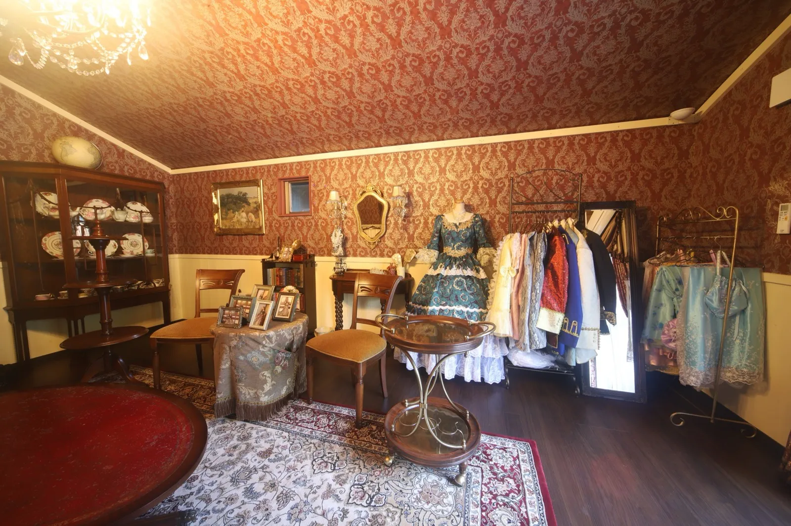 アフタヌーンティールーム