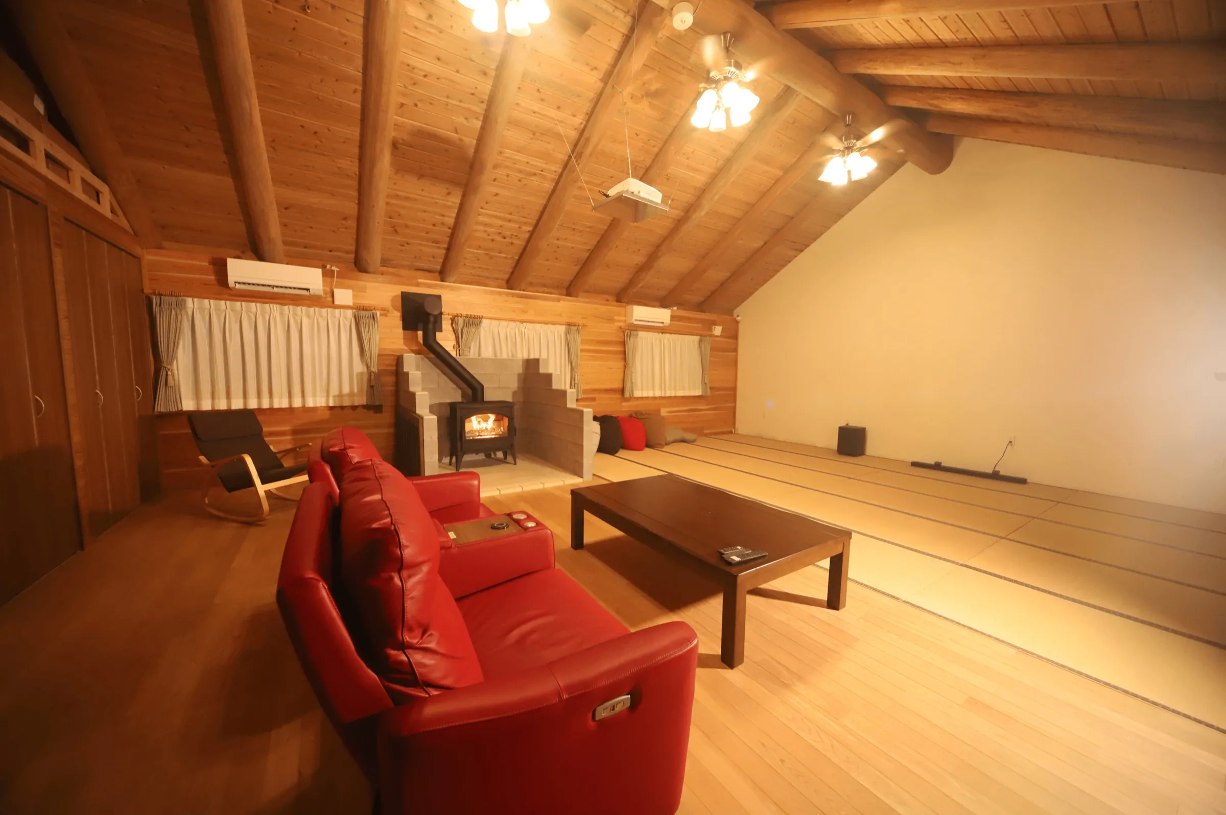 シアタールーム