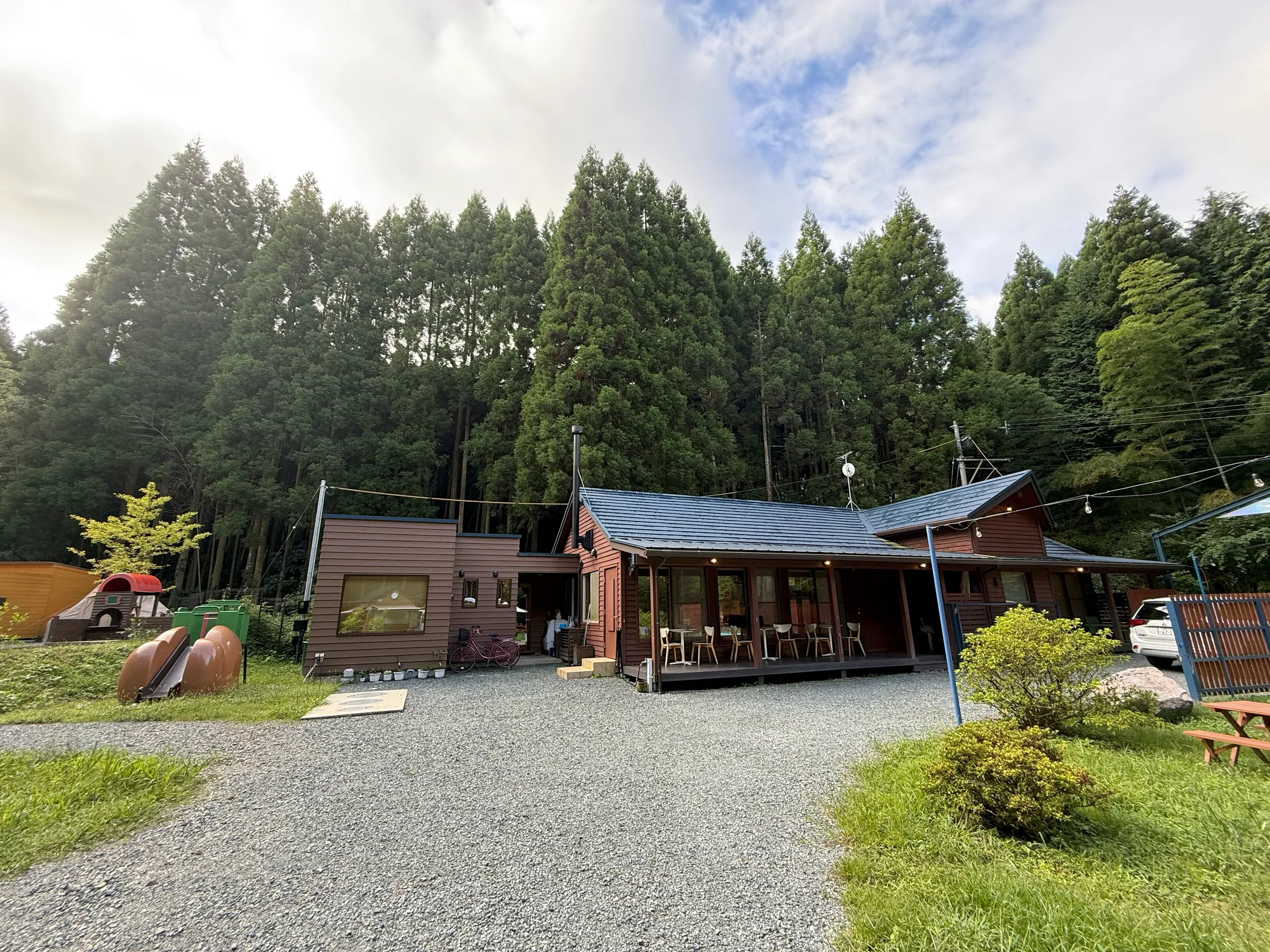 雨の日もぜんぶ楽しい｜星野村のキャンプ場「ほしのスター」屋内設備のご紹介